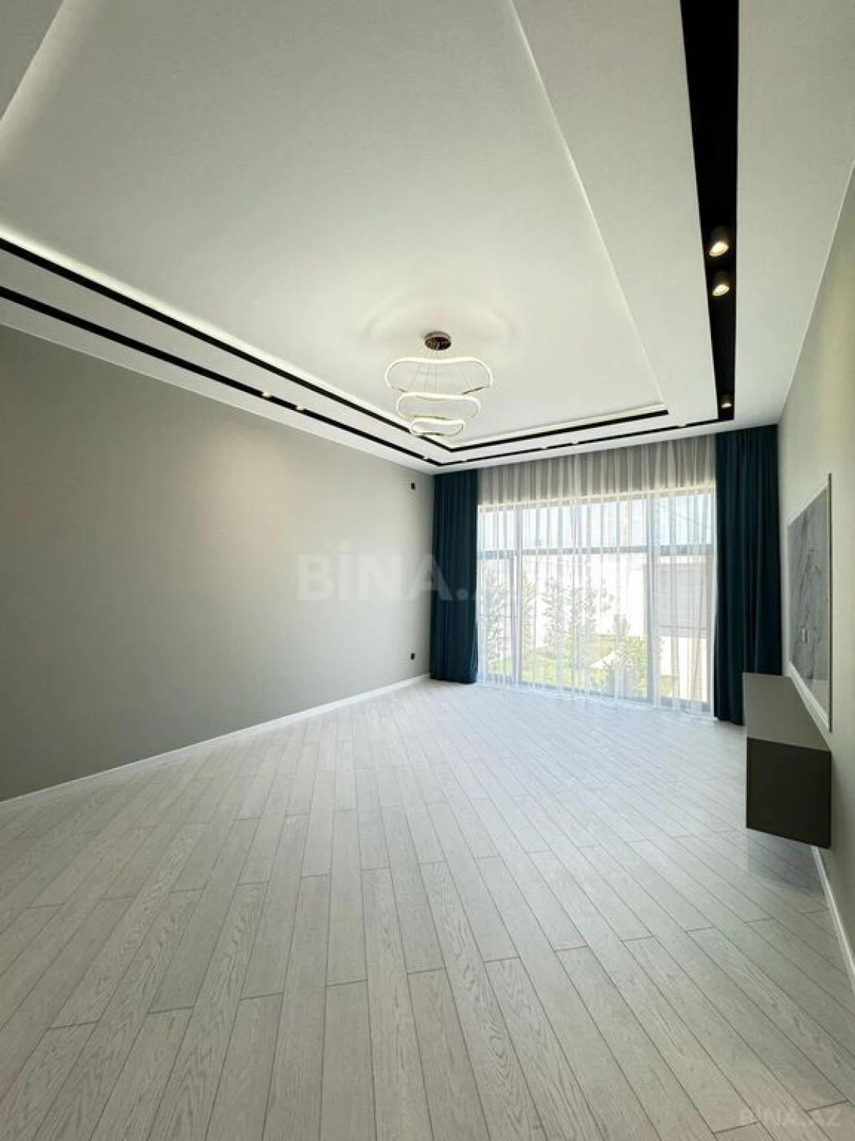 Satılır 4 otaqlı həyət evi 180 m²