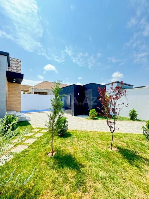 Satılır 4 otaqlı həyət evi 180 m²
