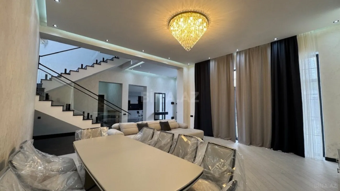 Satılır 4 otaqlı həyət evi 220 m²