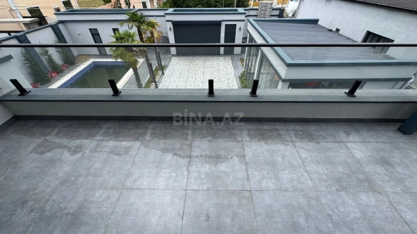 Satılır 4 otaqlı həyət evi 220 m²
