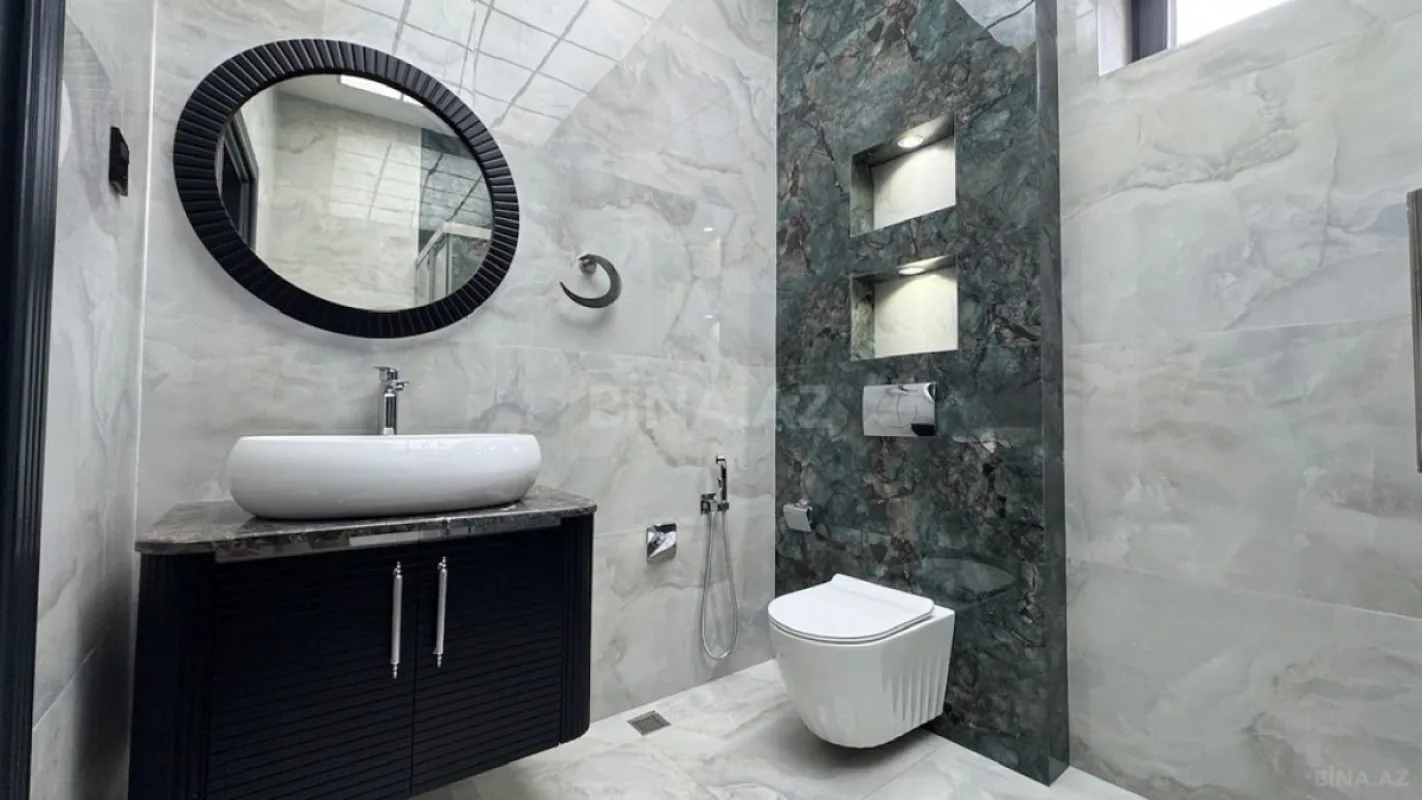 Satılır 4 otaqlı həyət evi 220 m²