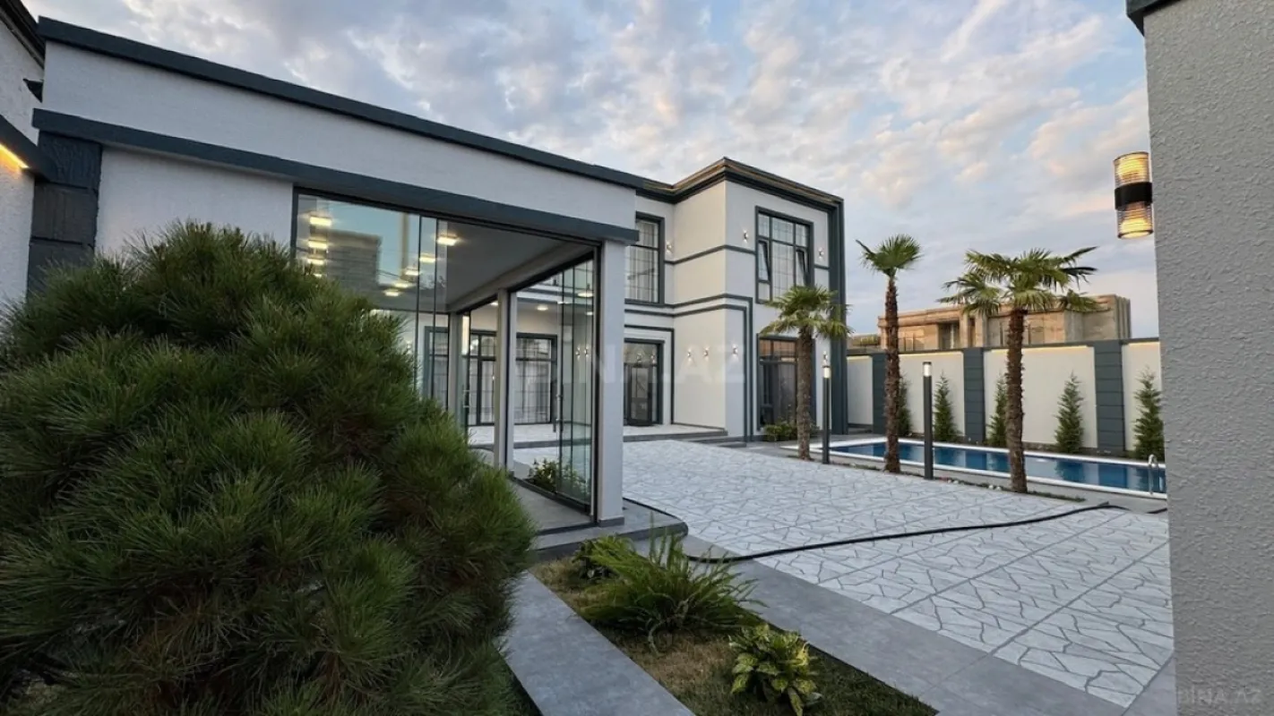 Satılır 4 otaqlı həyət evi 220 m²