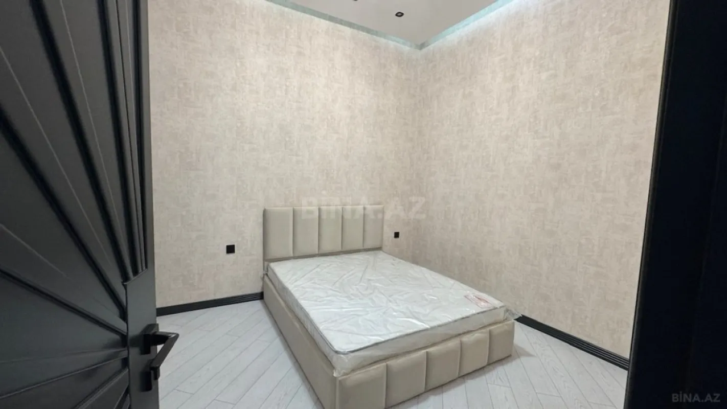 Satılır 4 otaqlı həyət evi 220 m²