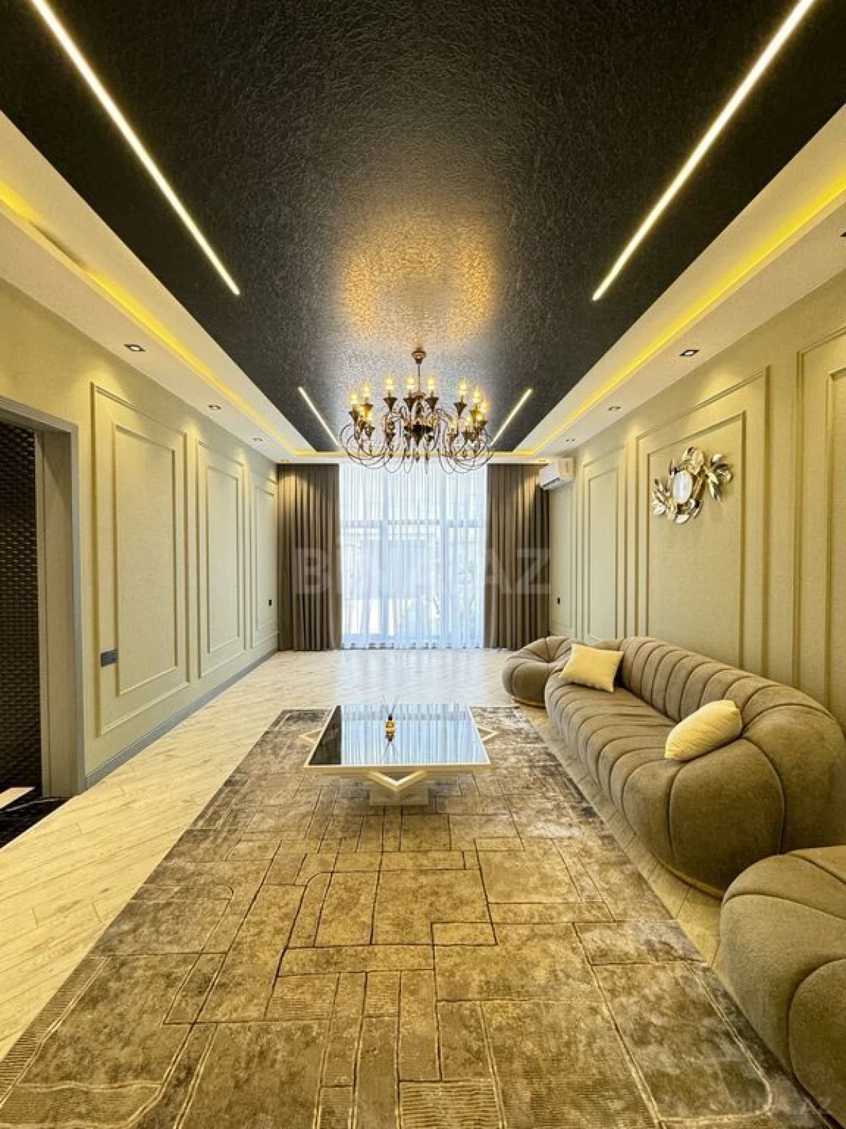 Satılır 6 otaqlı həyət evi 300 m²