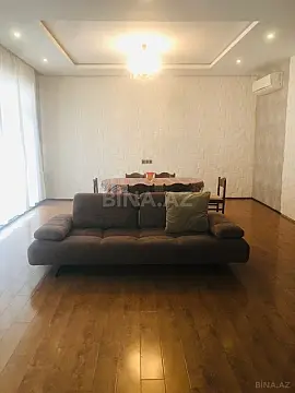 Satılır 4 otaqlı həyət evi 280 m²