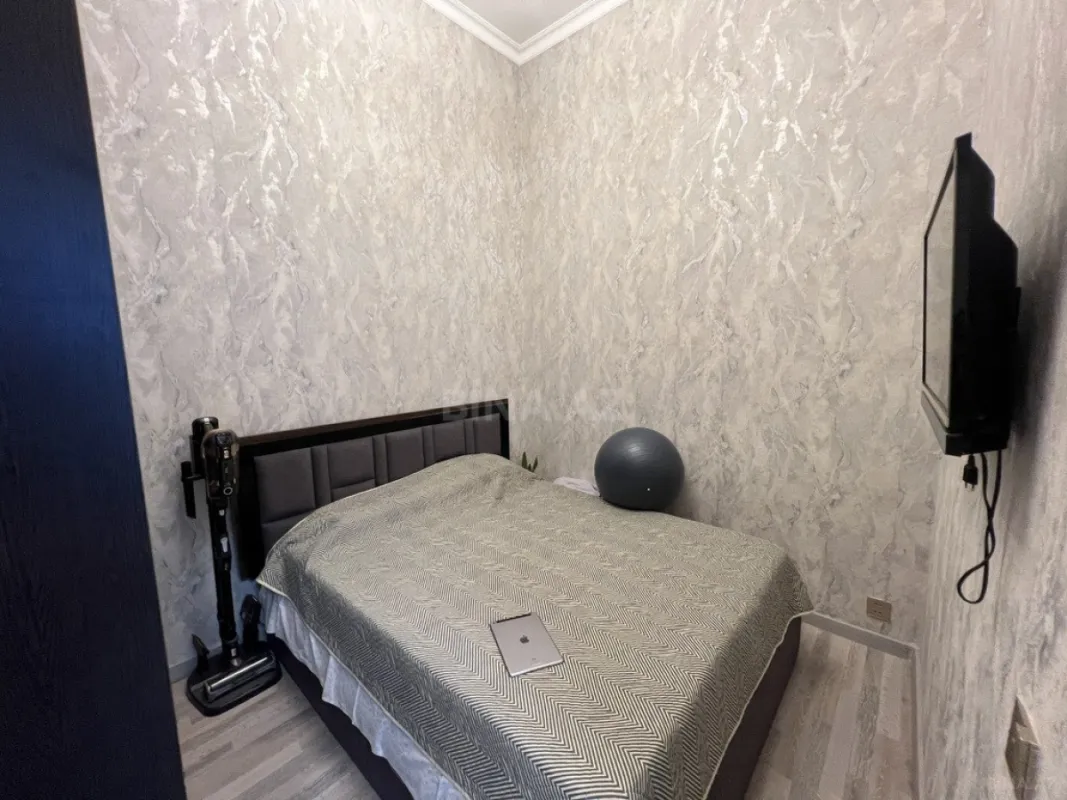 Satılır 2 otaqlı mənzil 40 m²