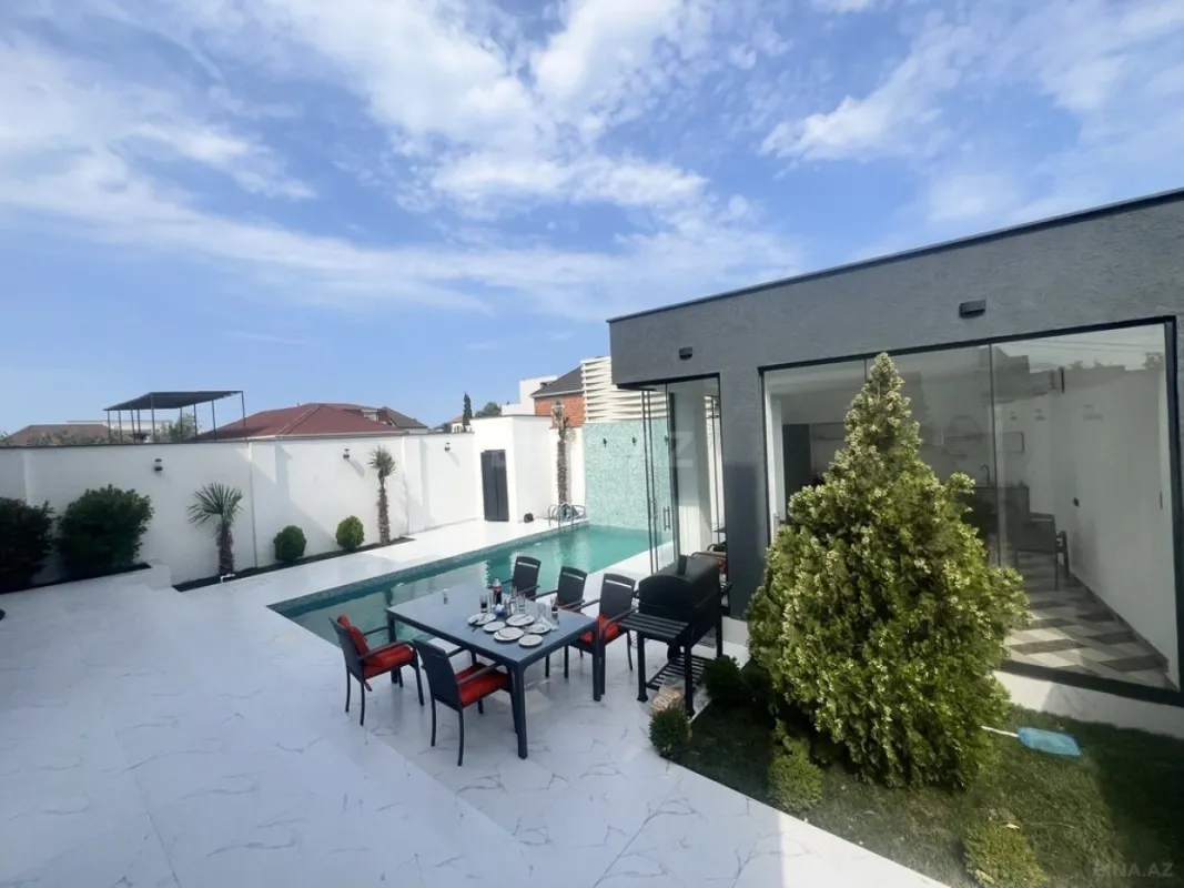 Kirayə verilir 4 otaqlı həyət evi 300 m²
