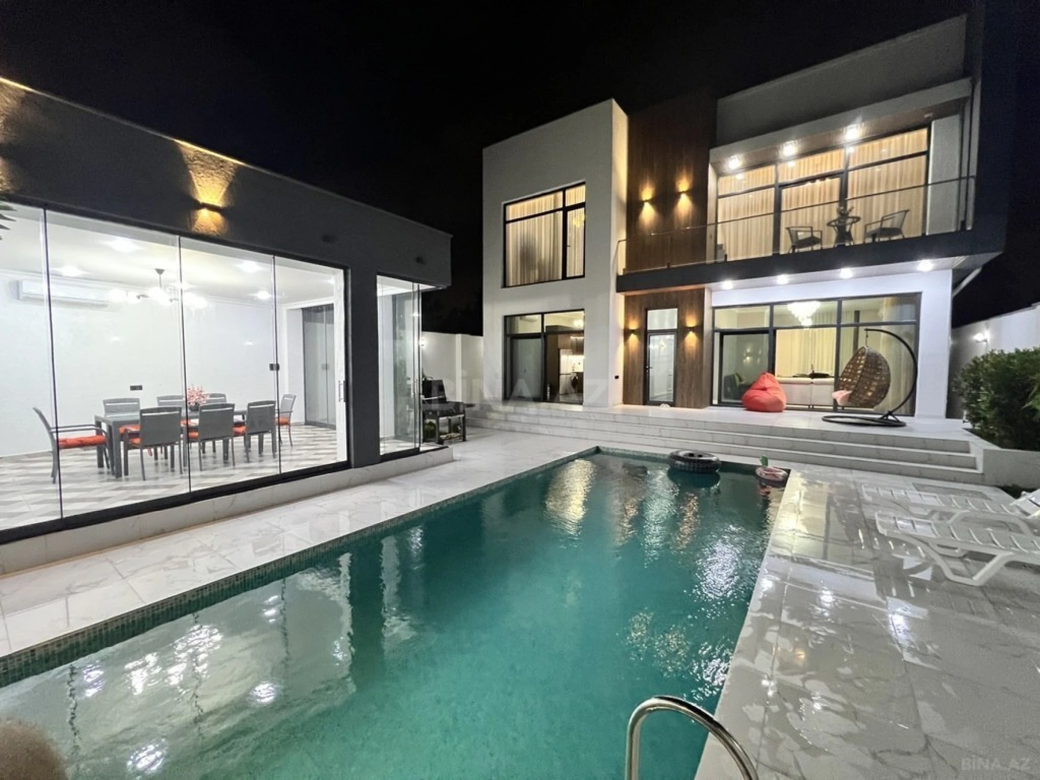 Kirayə verilir 4 otaqlı həyət evi 300 m²