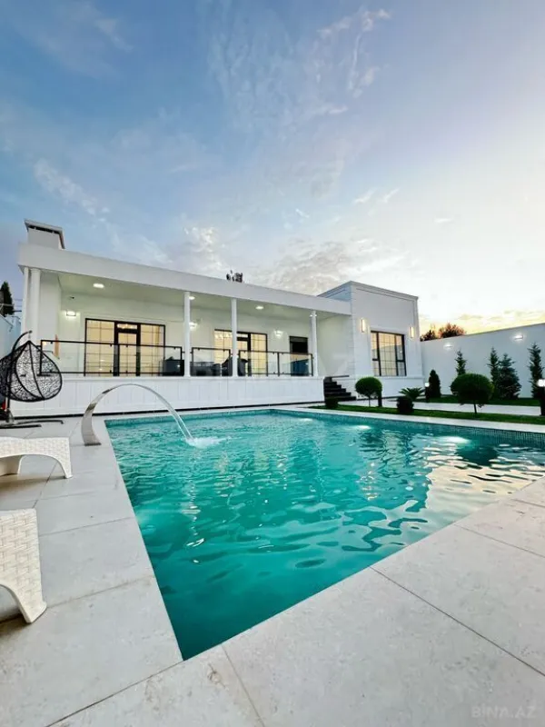 Satılır 4 otaqlı həyət evi 200 m²