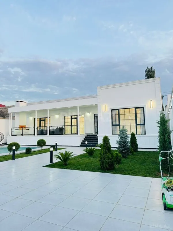 Satılır 4 otaqlı həyət evi 200 m²