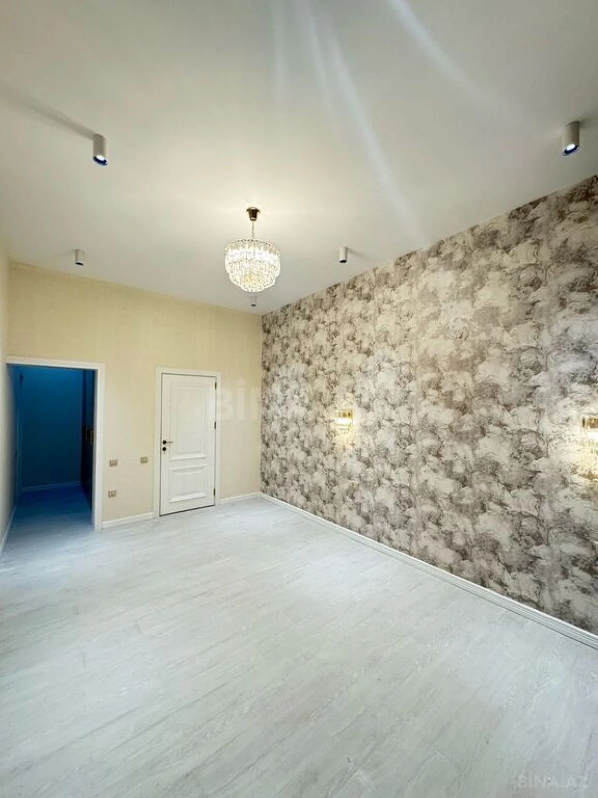 Satılır 4 otaqlı həyət evi 200 m²