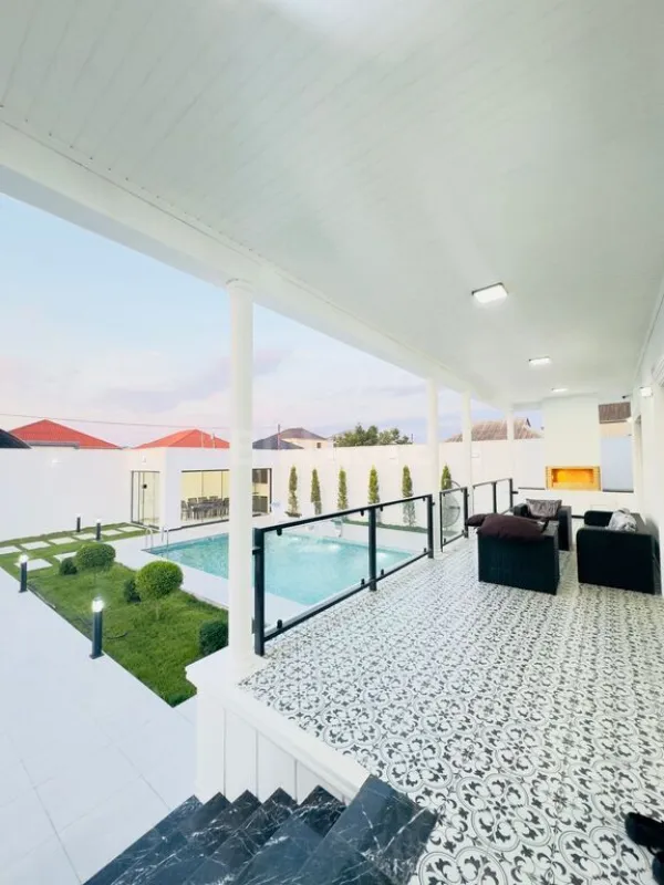 Satılır 4 otaqlı həyət evi 200 m²