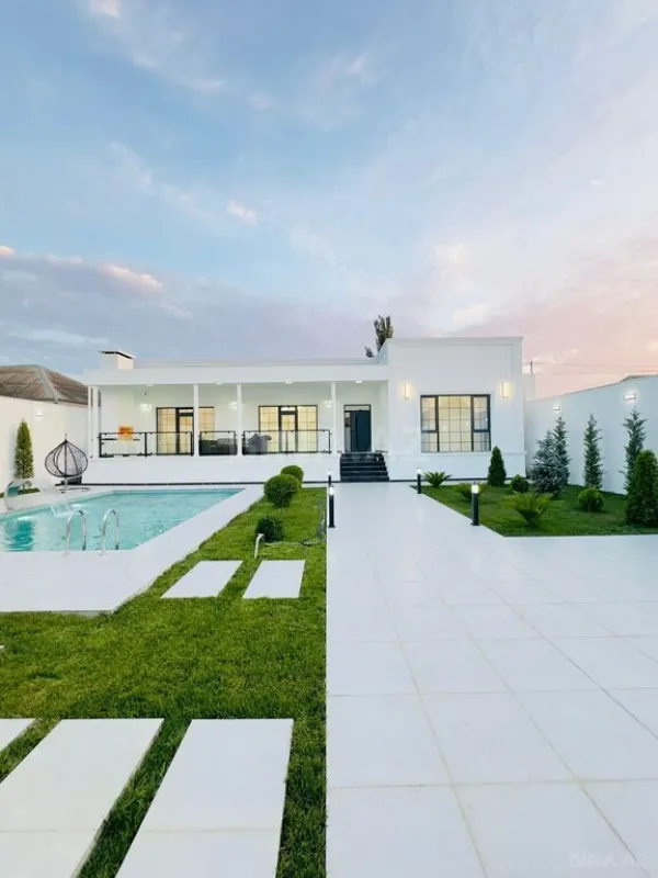 Satılır 4 otaqlı həyət evi 200 m²