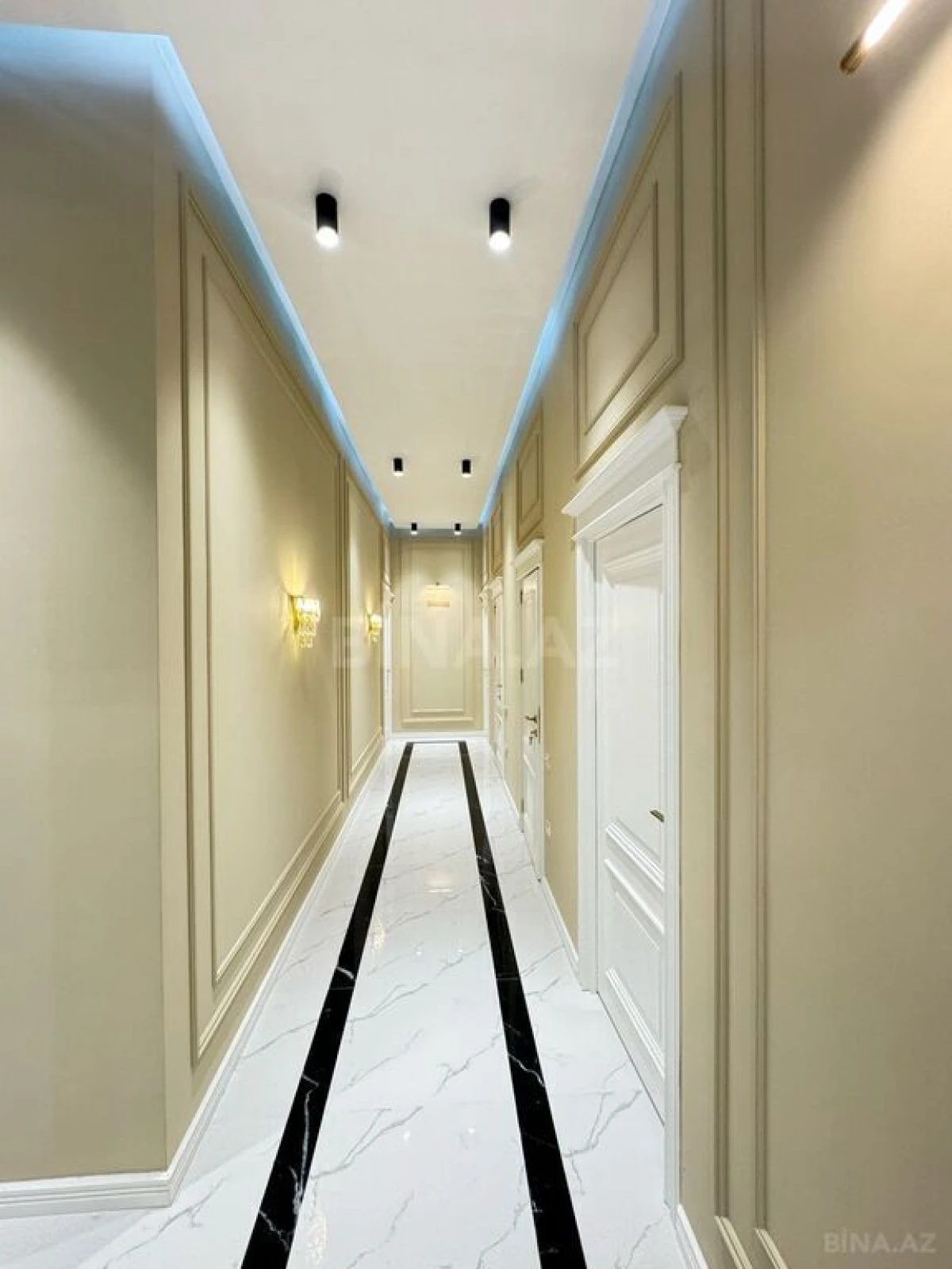 Satılır 4 otaqlı həyət evi 200 m²