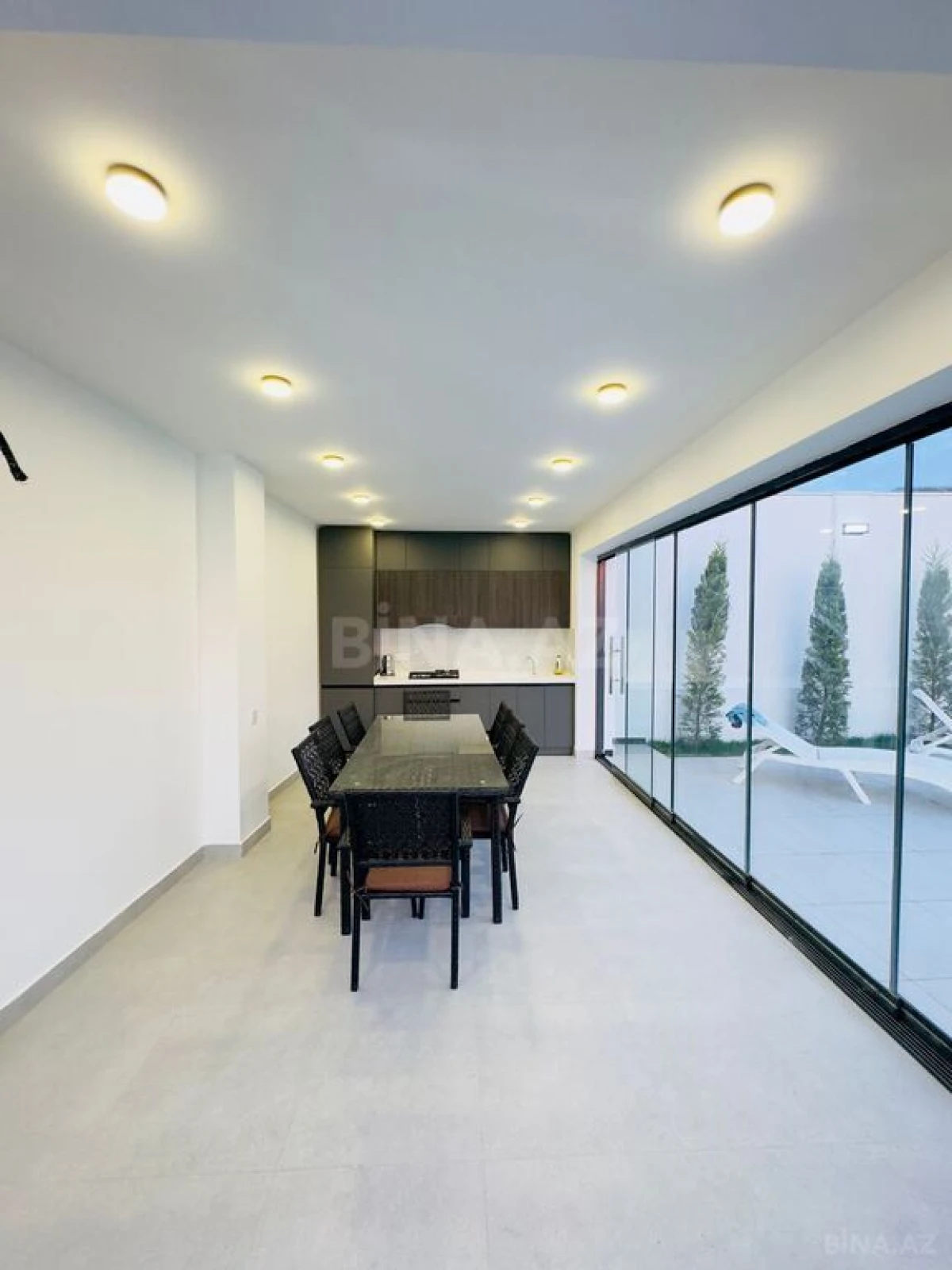 Satılır 4 otaqlı həyət evi 200 m²