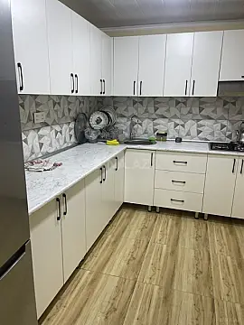 Kirayə verilir 5 otaqlı həyət evi 300 m²