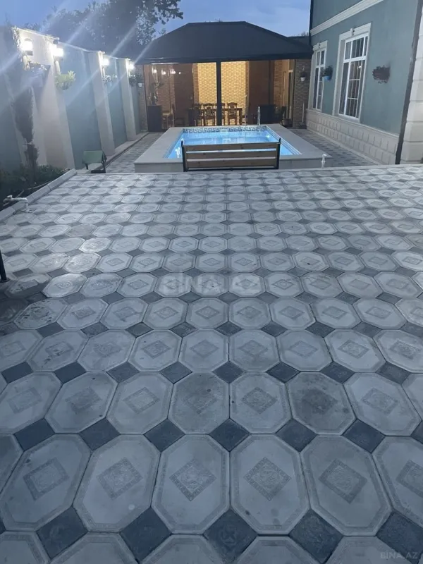 Kirayə verilir 5 otaqlı həyət evi 300 m²
