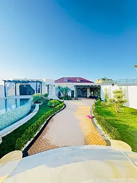 Satılır 6 otaqlı həyət evi 250 m²