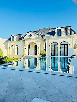 Satılır 6 otaqlı həyət evi 250 m²