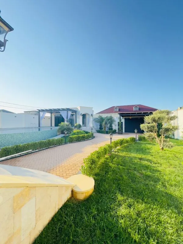 Satılır 6 otaqlı həyət evi 250 m²