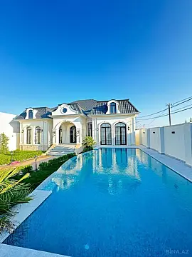 Satılır 6 otaqlı həyət evi 250 m²