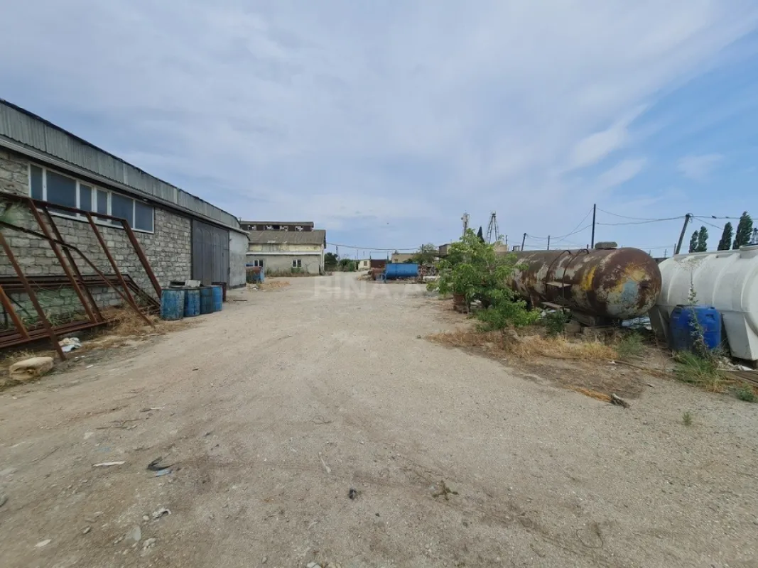 Satılır torpaq sahəsi 180 m²