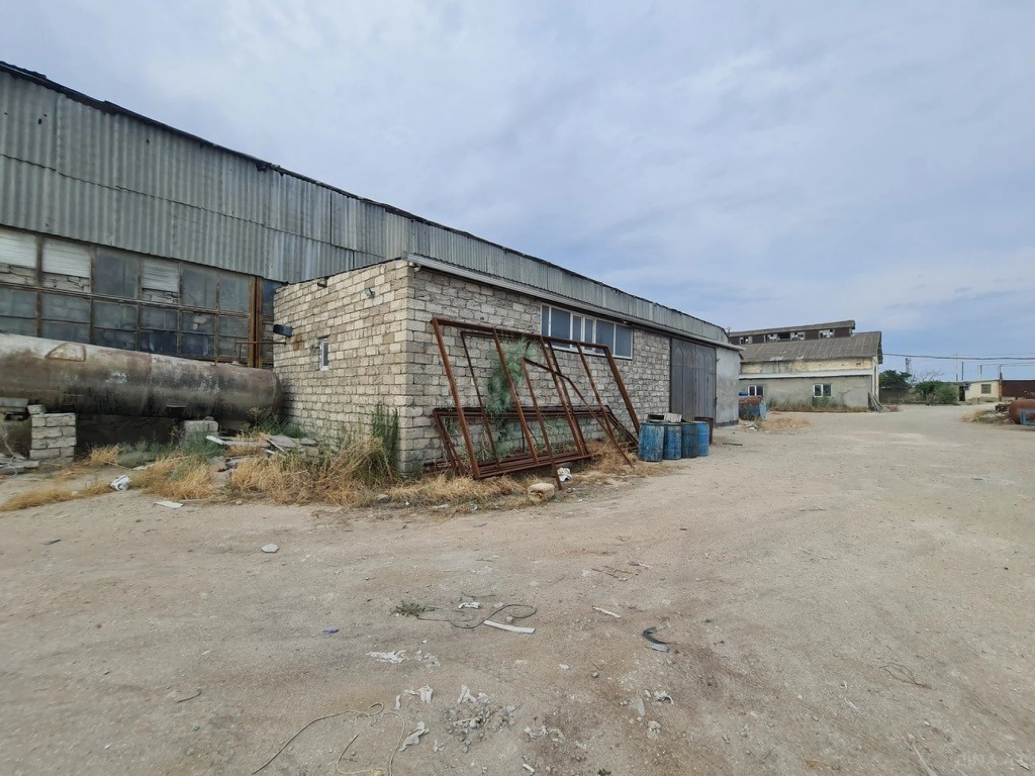 Satılır torpaq sahəsi 180 m²