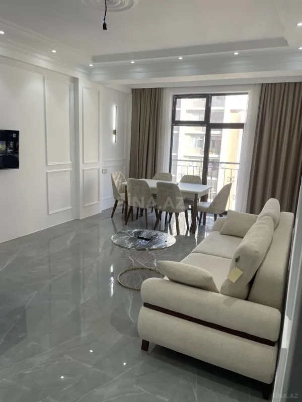 Kirayə verilir 2 otaqlı mənzil 75 m²
