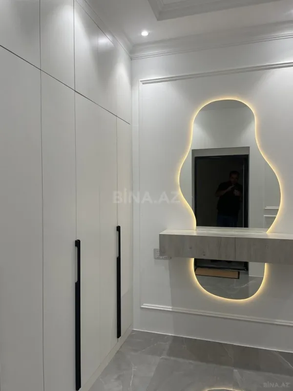 Kirayə verilir 2 otaqlı mənzil 75 m²