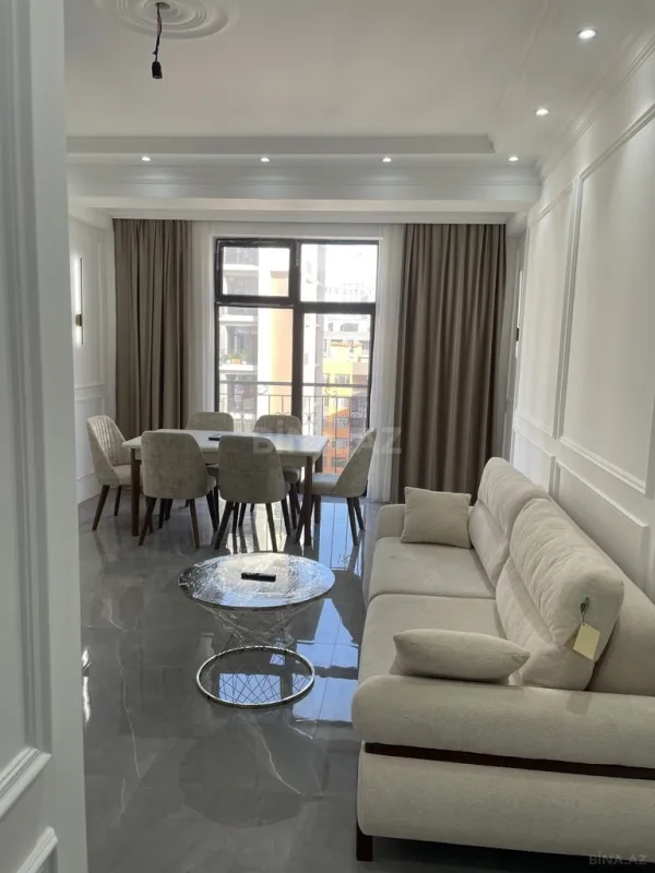 Kirayə verilir 2 otaqlı mənzil 75 m²