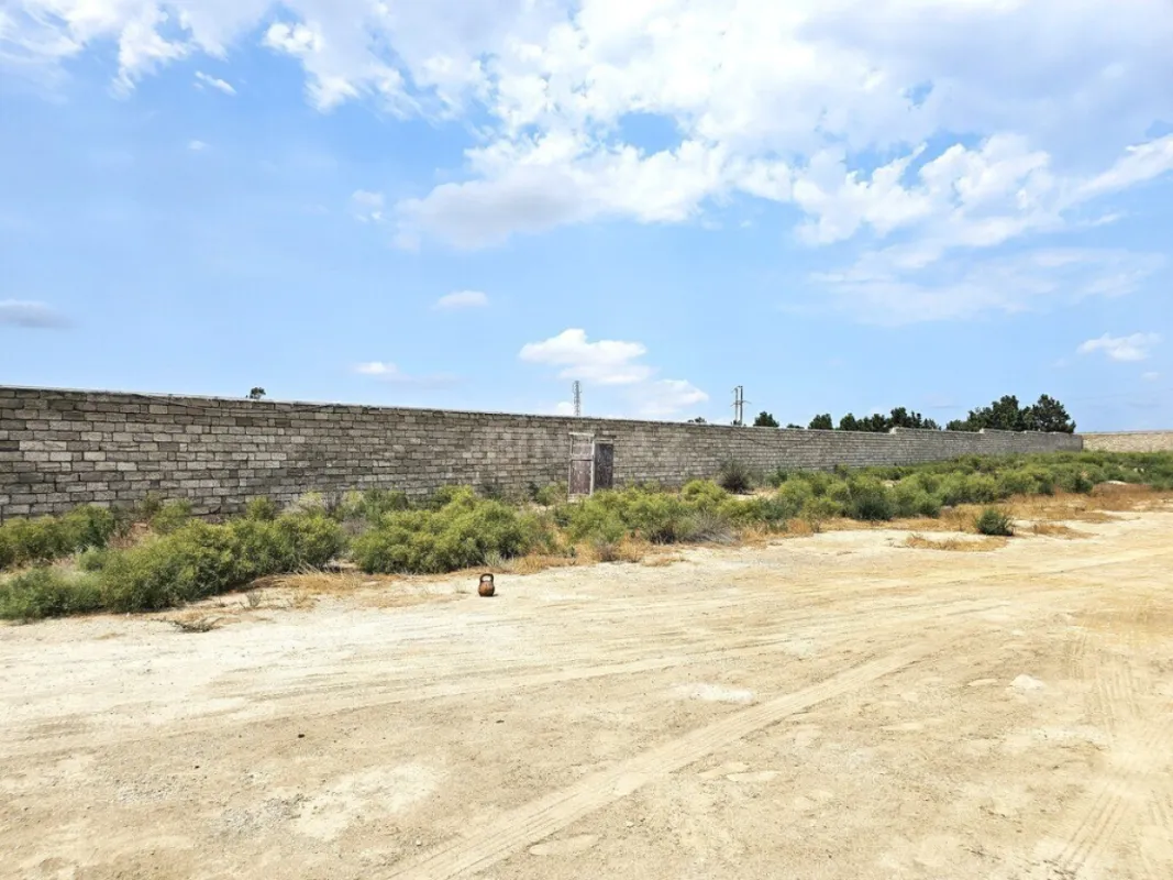 Satılır torpaq sahəsi 400 m²