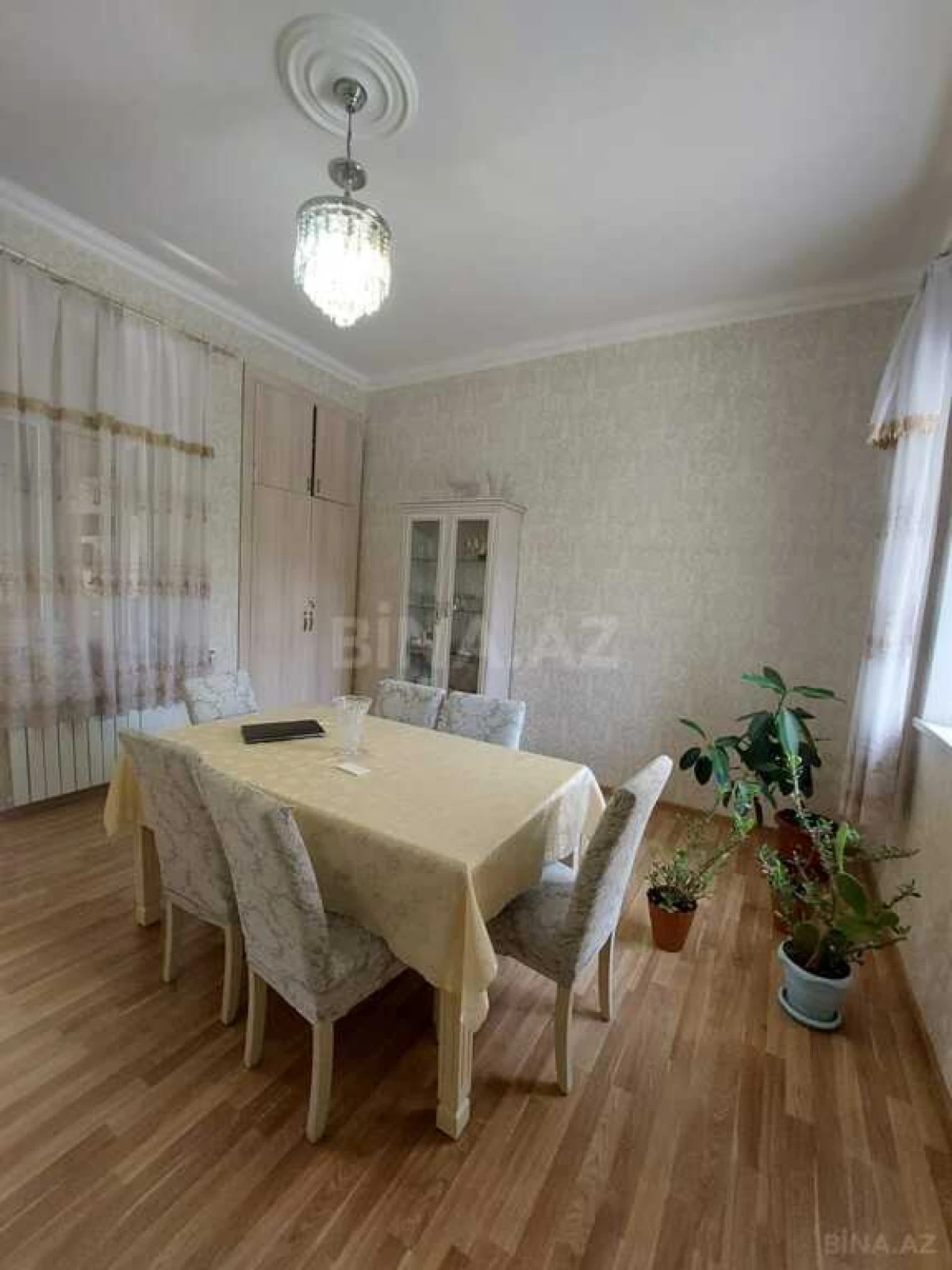 Satılır 3 otaqlı mənzil 100 m²