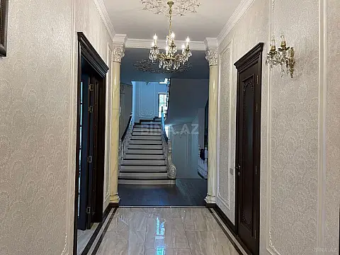 Satılır 7 otaqlı həyət evi 510 m²