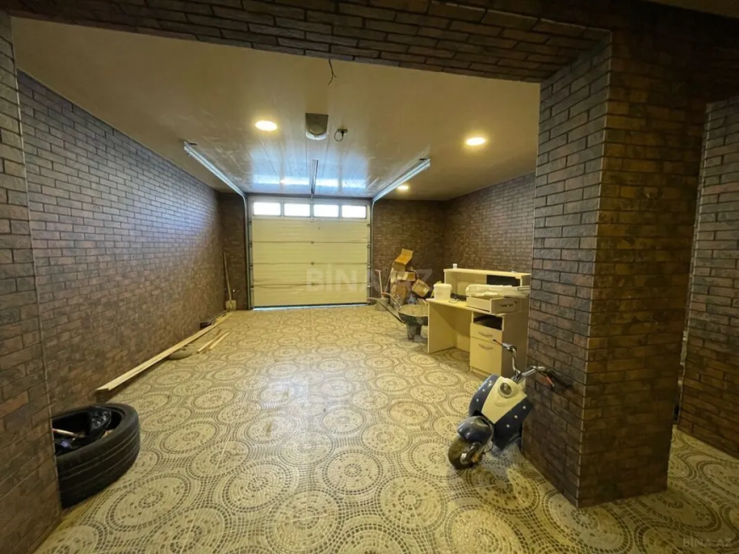 Satılır 7 otaqlı həyət evi 510 m²