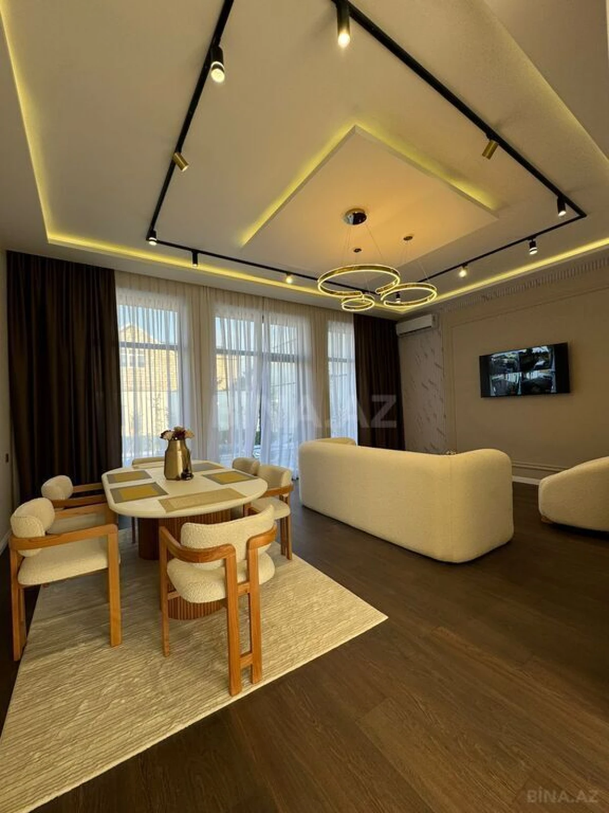 Satılır 4 otaqlı həyət evi 200 m²