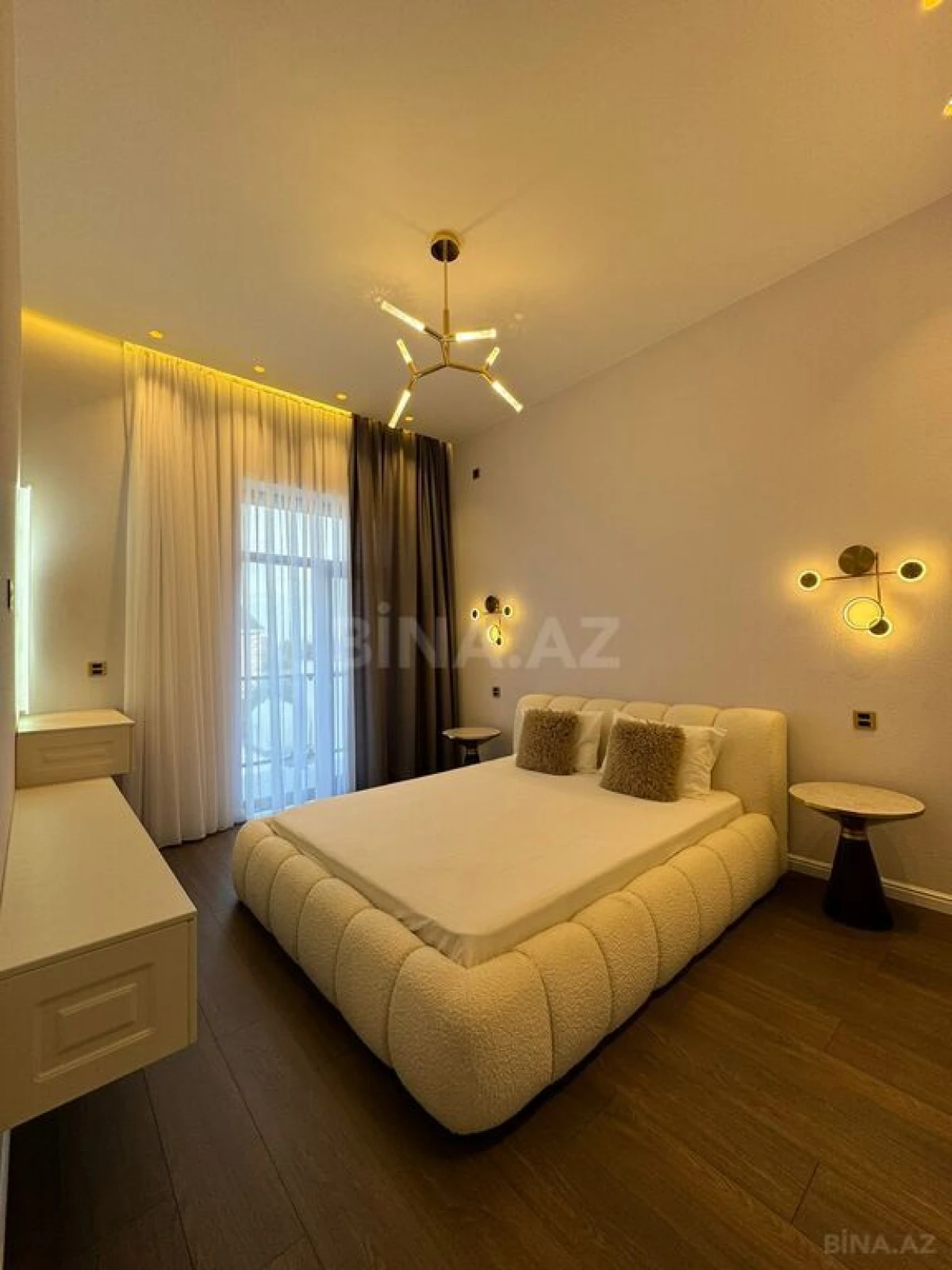 Satılır 4 otaqlı həyət evi 200 m²