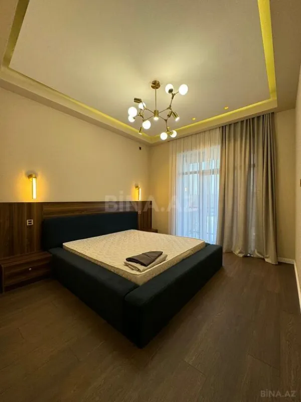 Satılır 4 otaqlı həyət evi 200 m²