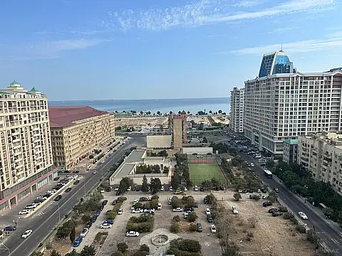 Satılır 3 otaqlı mənzil 155 m²