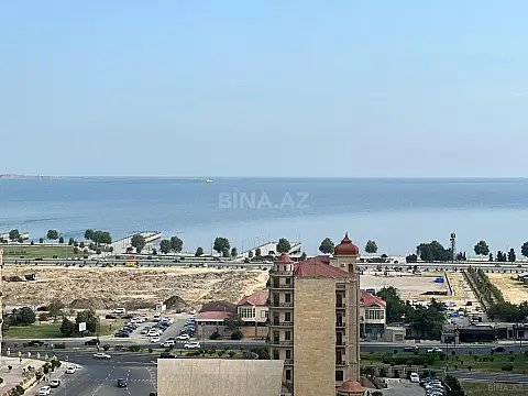 Satılır 3 otaqlı mənzil 155 m²