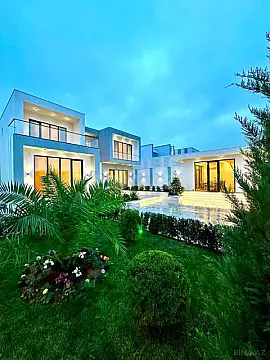 Kirayə verilir 6 otaqlı həyət evi 290 m² — Bakı, Mərdəkan 6 otaq 290.00 m²