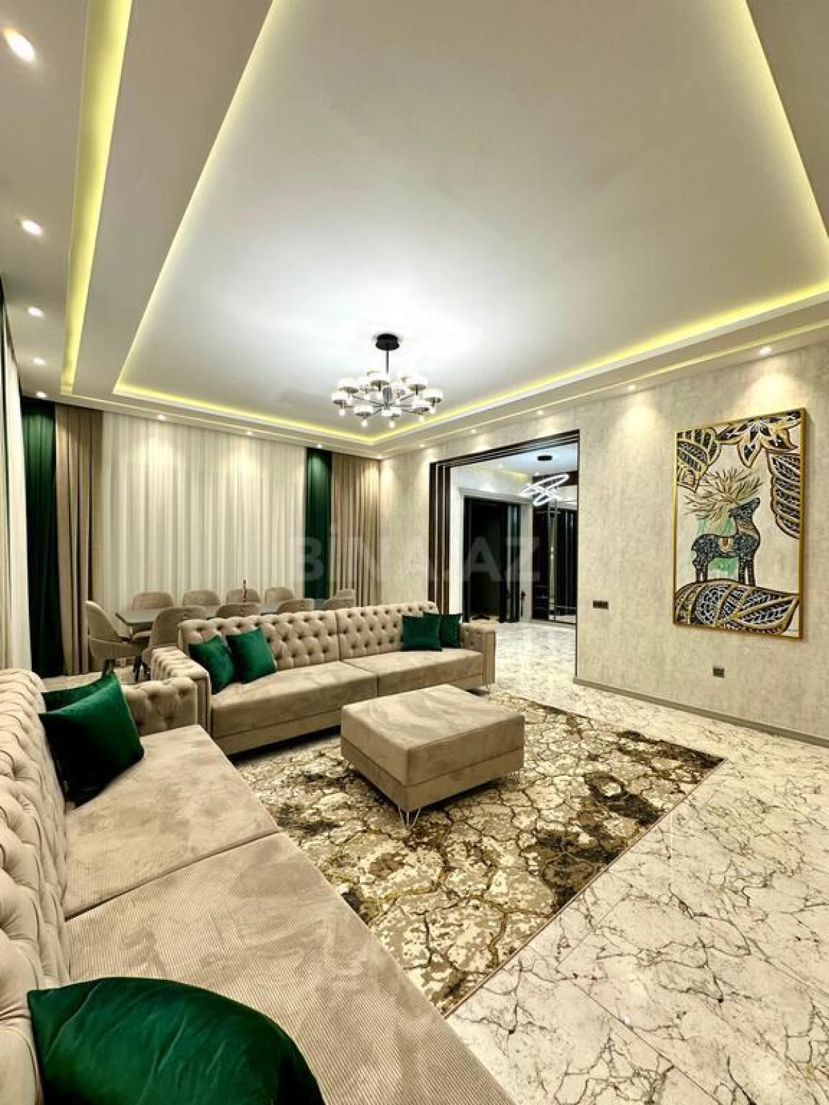 Kirayə verilir 6 otaqlı həyət evi 290 m²