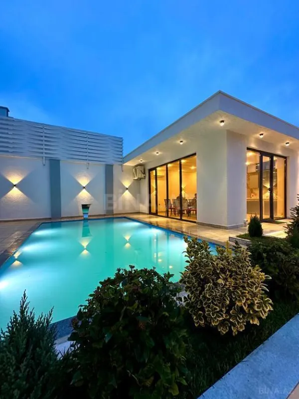 Kirayə verilir 6 otaqlı həyət evi 290 m²