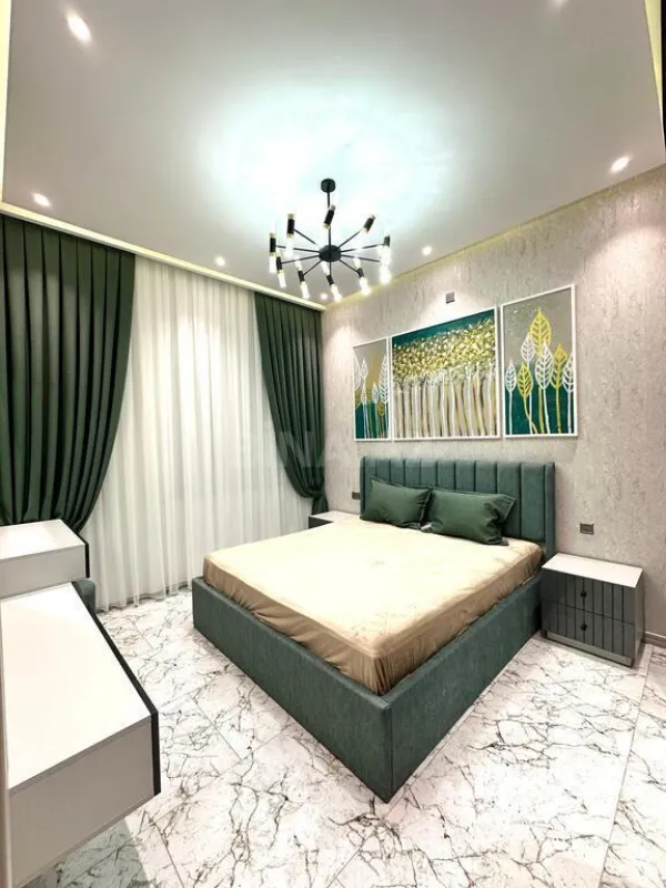 Kirayə verilir 6 otaqlı həyət evi 290 m²