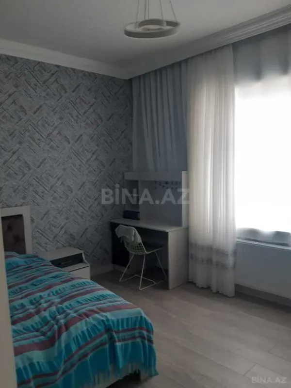 Satılır 6 otaqlı həyət evi 220 m²