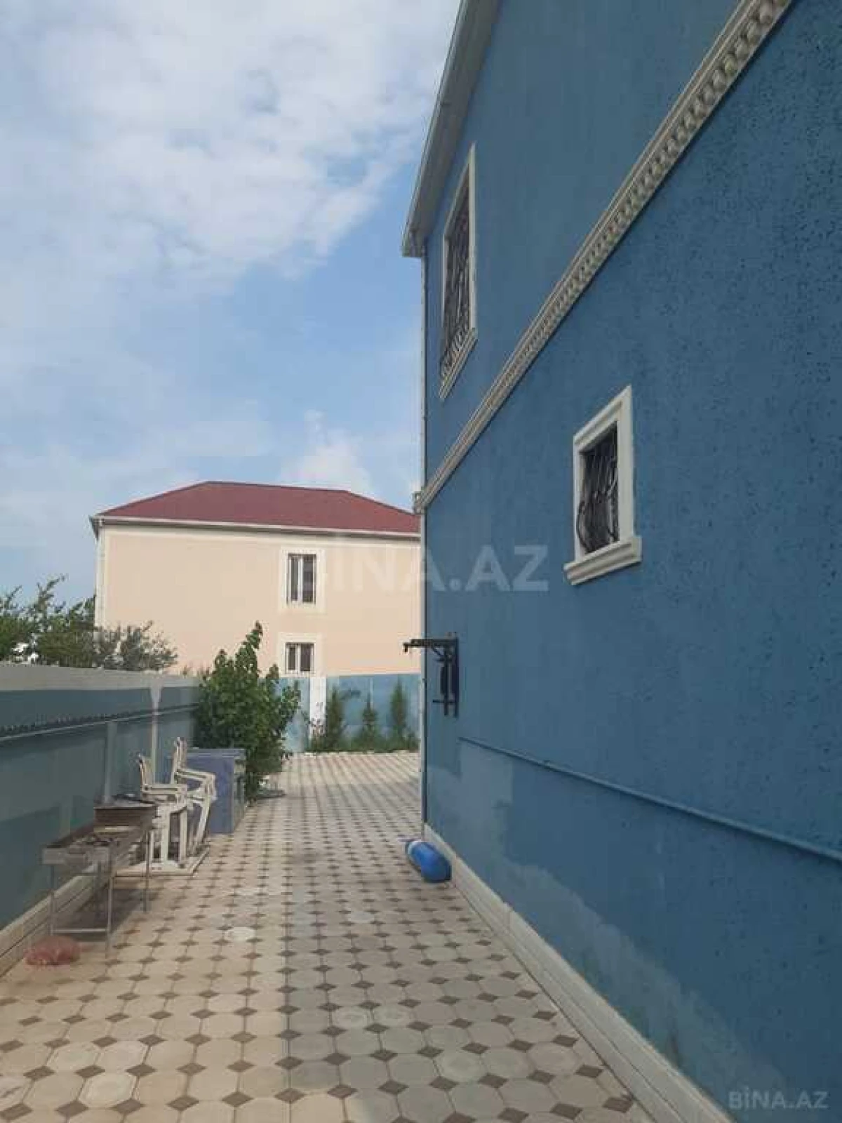 Satılır 6 otaqlı həyət evi 220 m²