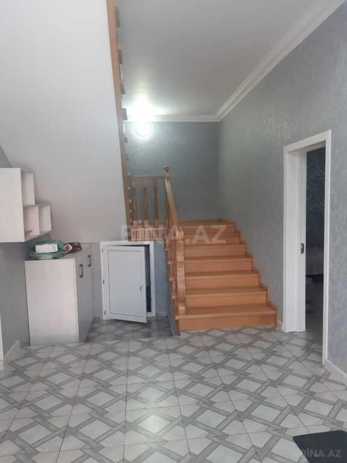 Satılır 6 otaqlı həyət evi 220 m²