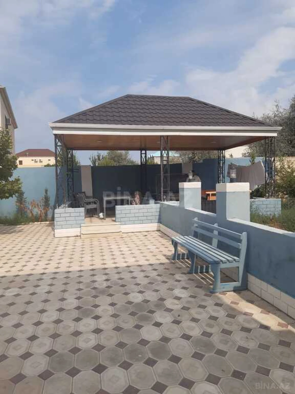 Satılır 6 otaqlı həyət evi 220 m²