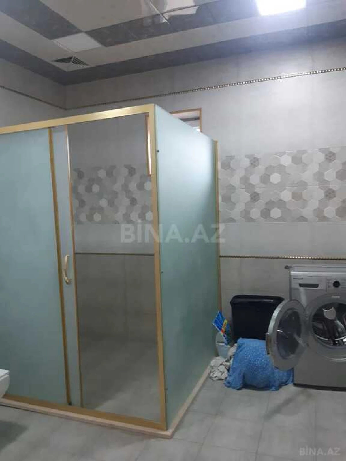 Satılır 6 otaqlı həyət evi 220 m²