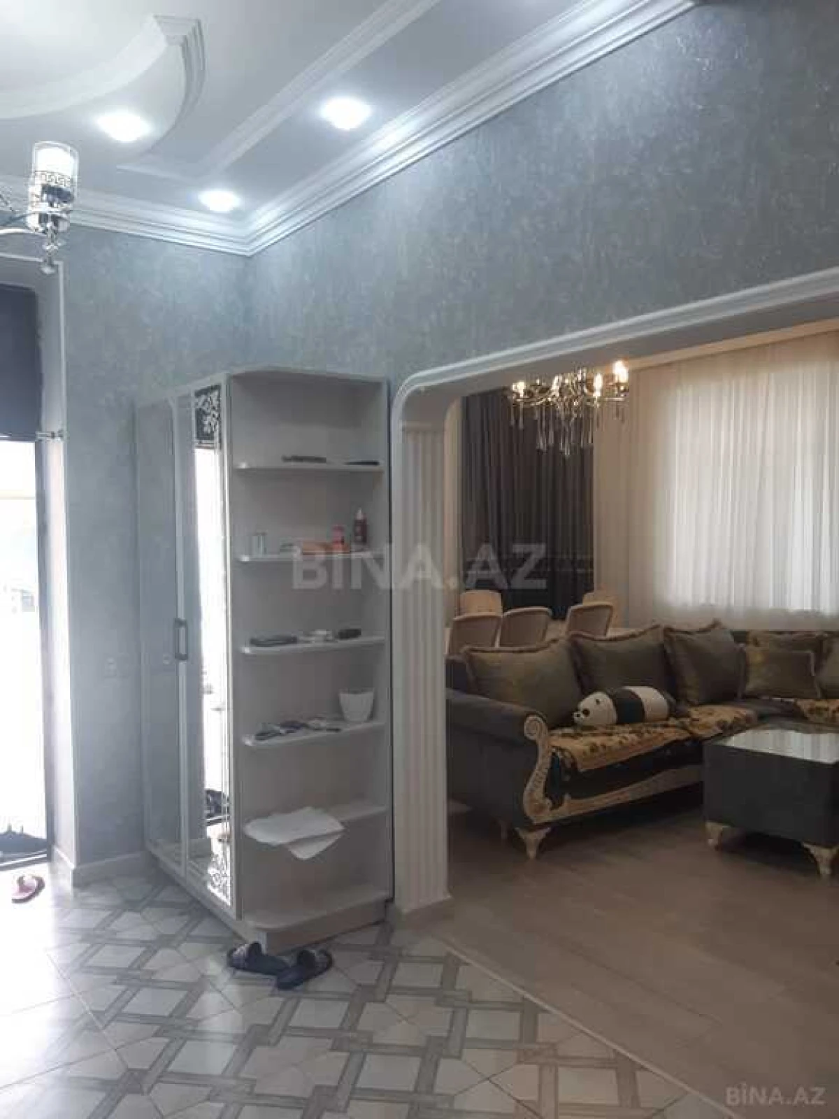 Satılır 6 otaqlı həyət evi 220 m²