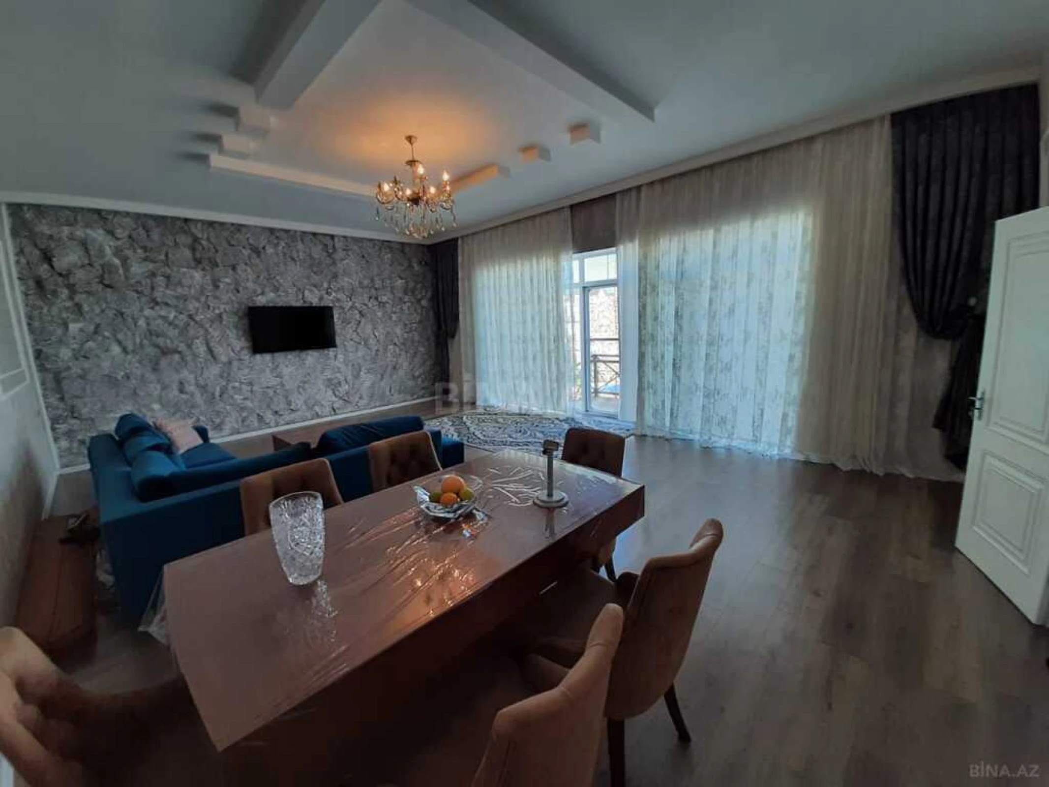 Kirayə verilir 4 otaqlı həyət evi 360 m²